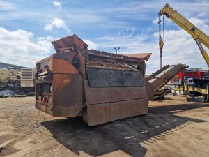 Extec Robotrac 2 Way Tracked Screening Plant Year 1999