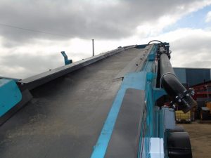 Powerscreen Commander 1400 Mobile Rinser - Image 4