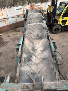 Powerscreen Warrior 1400 Tracked Screening Plant Year 2006 CAT Power 5300 Hrs - Image 4